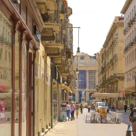 Apartment Guesthost - Near Piazza Castello *